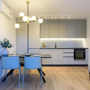 Stiva - New With Free Parking, 150m From The Kastela