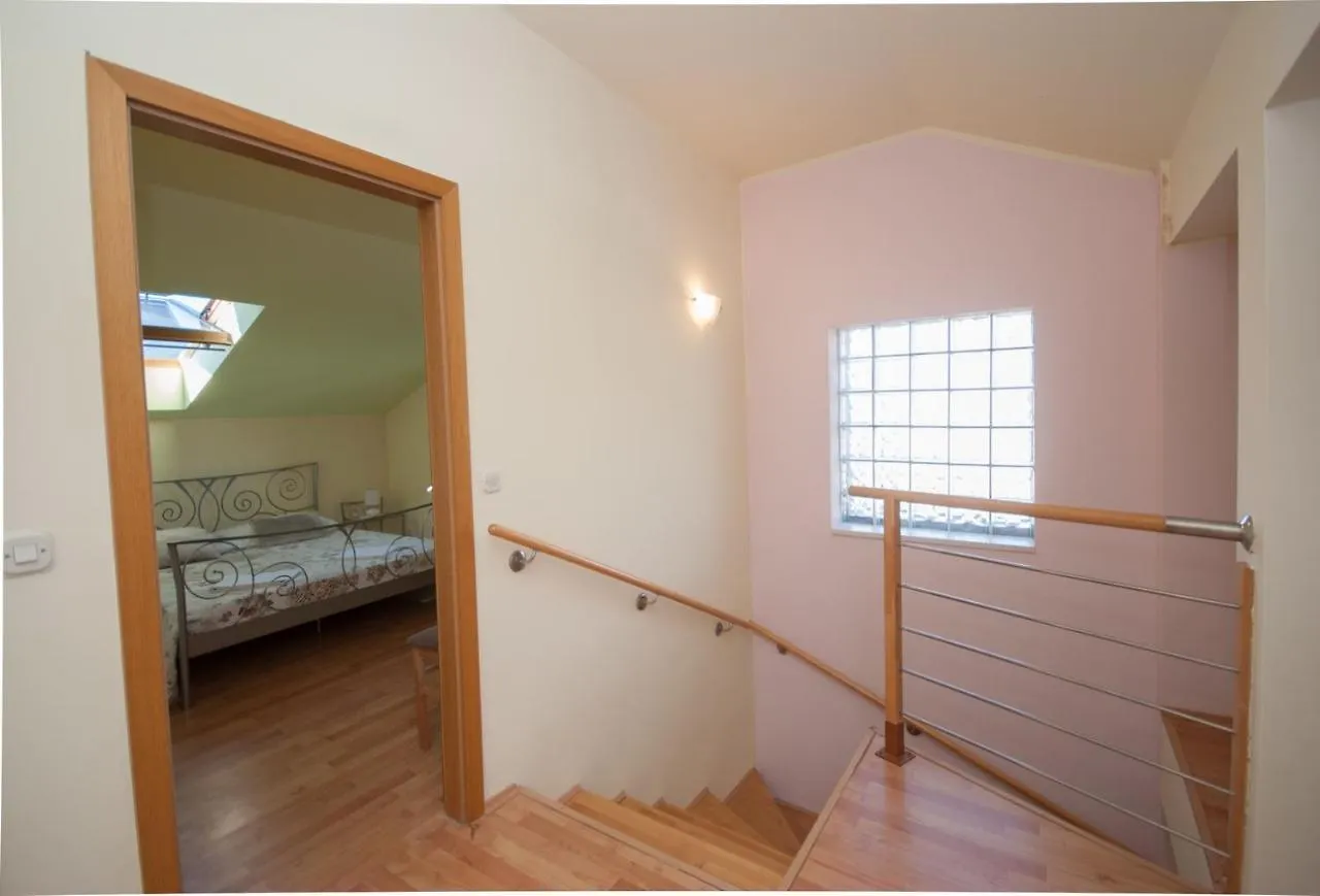 Apartments St. Lucia Kastela
