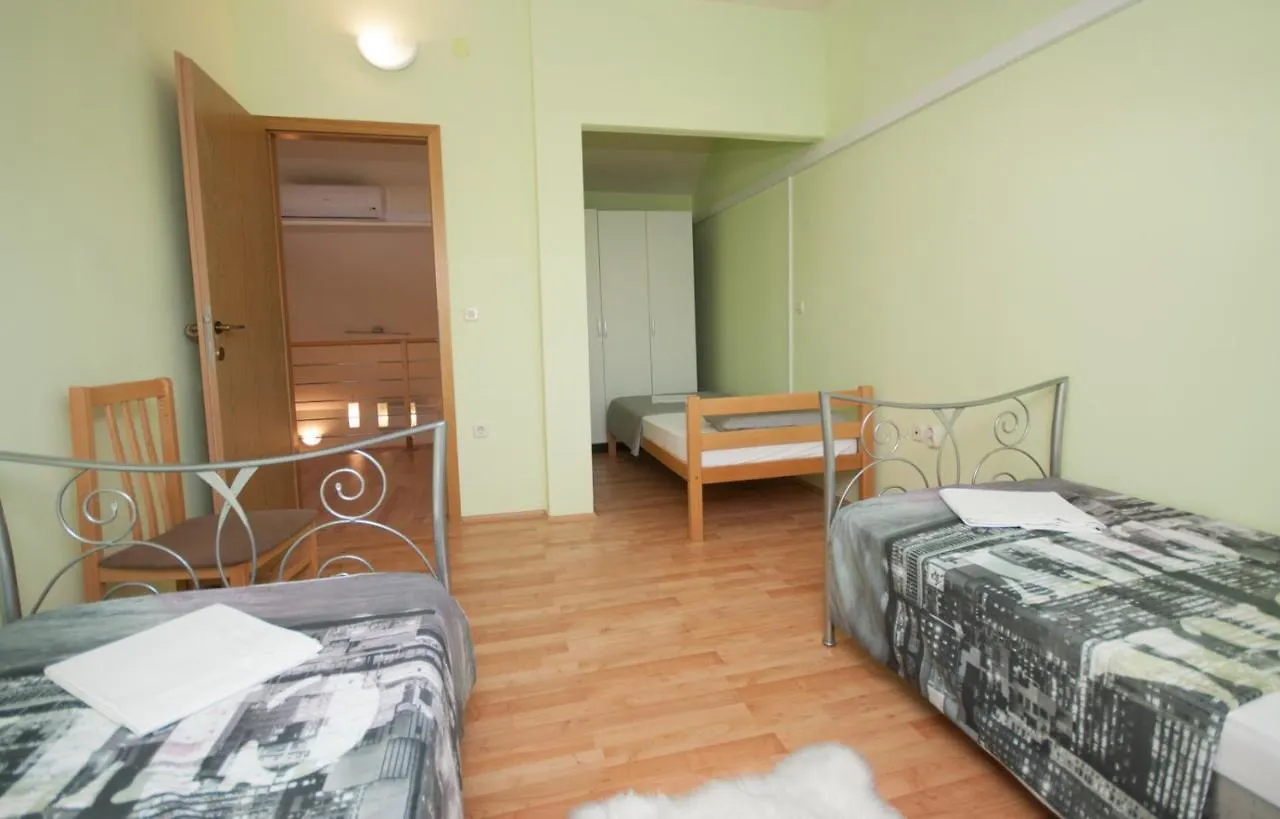 Apartments St. Lucia Kastela