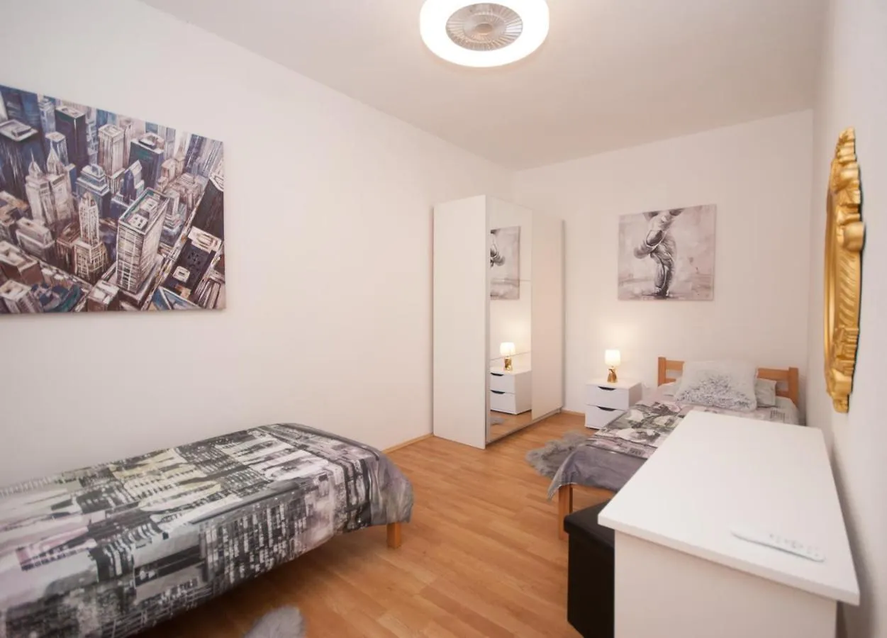 Apartments St. Lucia Kastela