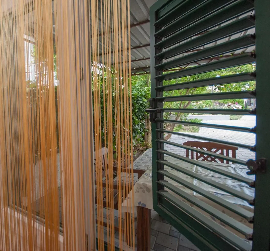 Apartments St. Lucia Kastela
