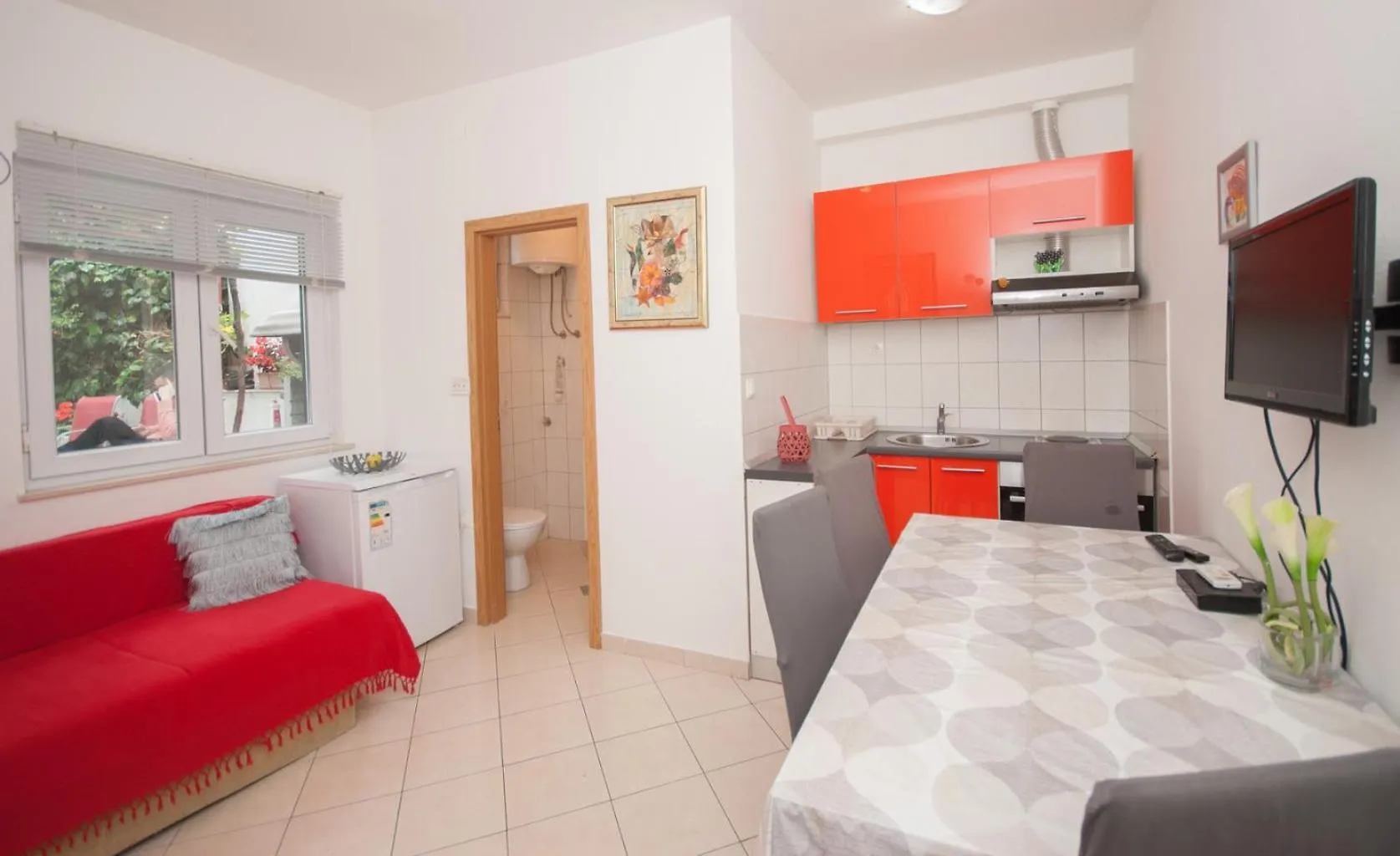 Apartments St. Lucia Kastela